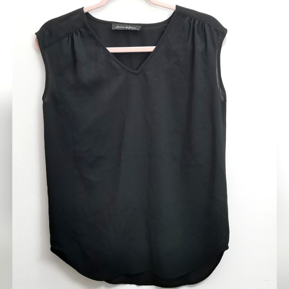 Sleeveless dress top. Small. Ptp: 19" L: 23"